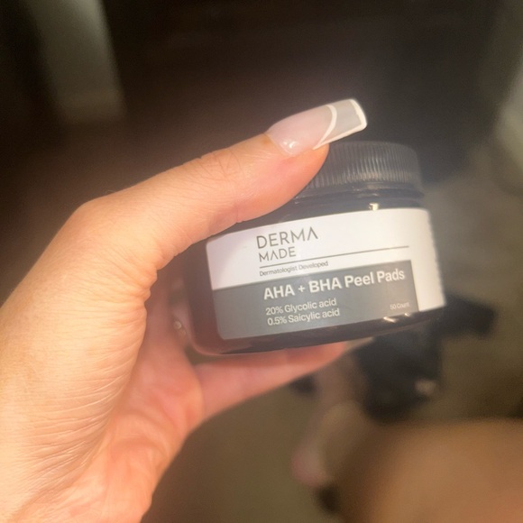 Derma made aha bha peel pads - Picture 1 of 3